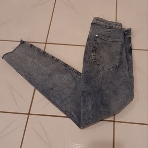 4/$40 Acid Wash Skinny Jeans - Size 30